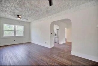 Building Photo - 1306 Osceola Ave