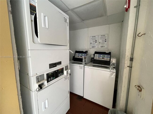 Building Photo - 1 bedroom in North Miami FL 33160