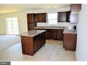Building Photo - 39 Riptide Ct