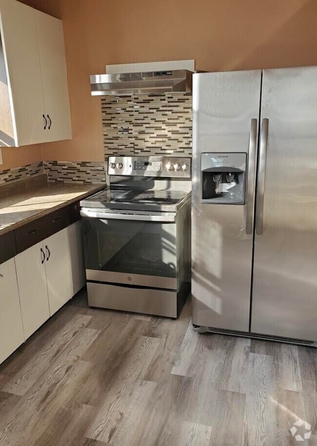 BroadwayRollins Park Apartments under 400 Concord, NH 1 Rentals