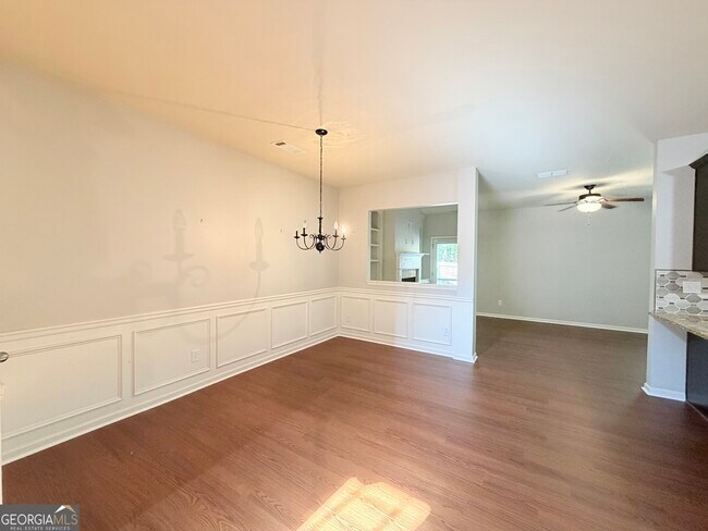 Foto del edificio - 4929 Parke Brook Dr
