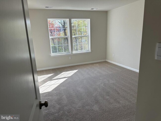 Foto del edificio - 493 Monte Farm Rd