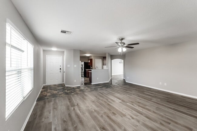 Building Photo - 3131 View Valley Trail