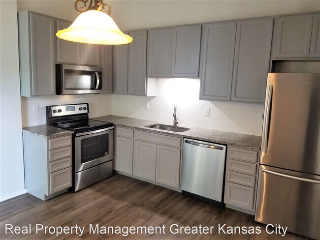 Building Photo - 3 br, 1.5 bath House - 8460 Lane Dr.