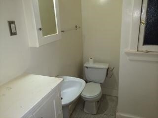 Baño - 1207 N Orange Dr
