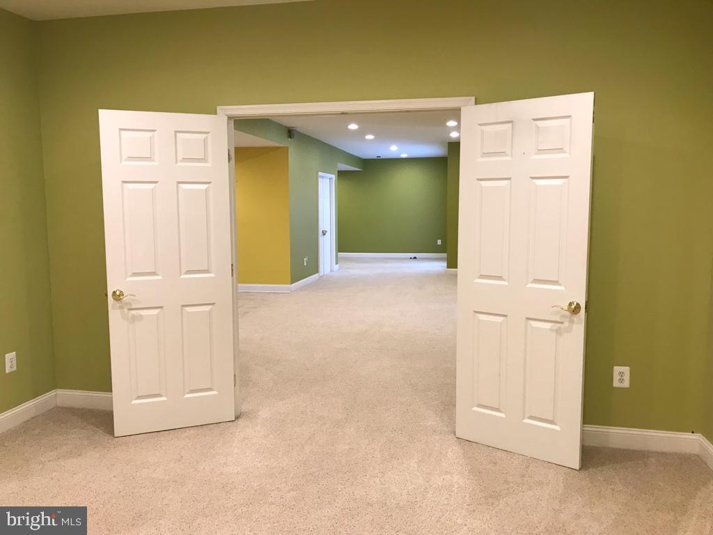 12777 Picnic Woods Rd, Lovettsville, VA 20180 House for Rent in