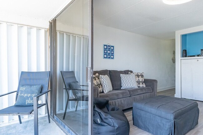 Foto del edificio - 222 Carolina Beach Ave N
