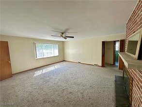 Building Photo - 114 Greencrest Terrace