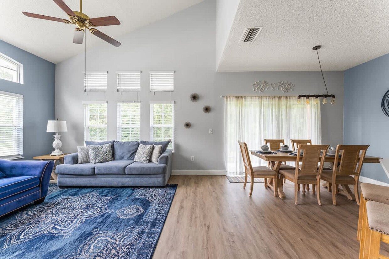 Foto principal - 2739 Sun Key Pl
