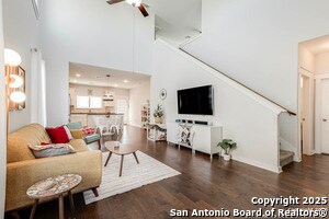 Foto del edificio - 5230 Nature Path