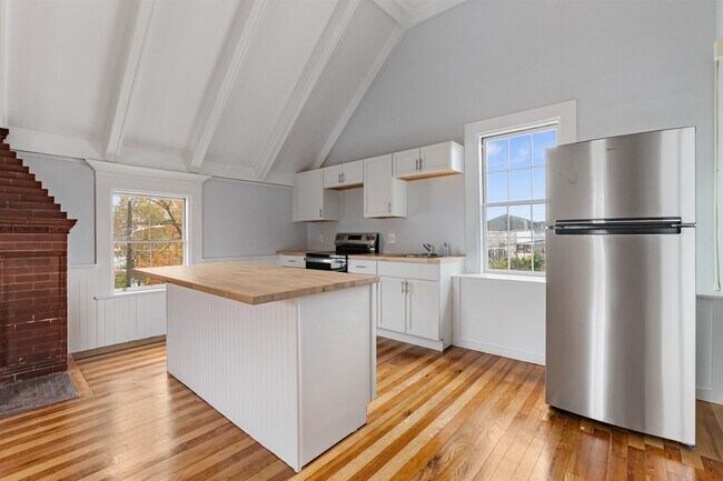 Foto del edificio - 109 Pleasant St