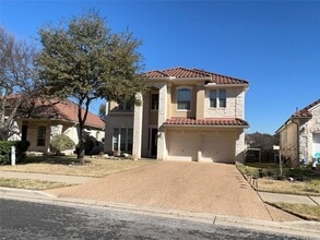 Building Photo - 15224 Interlachen Dr