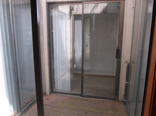 Foto del edificio - 1674 SE Queenborough St