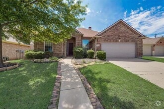 Building Photo - 4245 Boxwood Dr