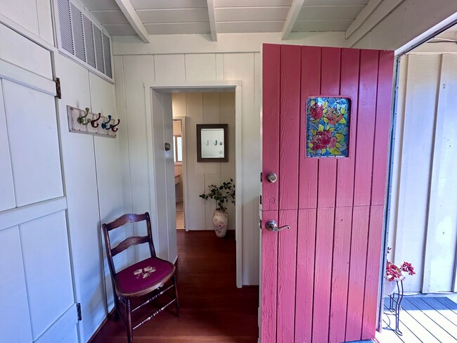 Building Photo - 381 Asilomar Ave