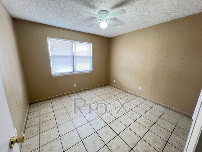 Foto del edificio - 1038 W Hendrix St