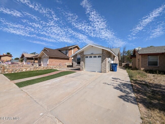 Building Photo - 11409 Chickasaw Dr
