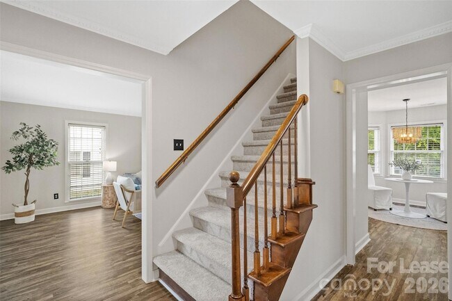 Foto del edificio - 6600/6602 Porterfield Road Unit