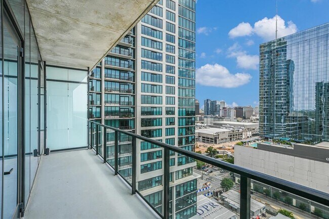 Foto del edificio - 610 Davis St
