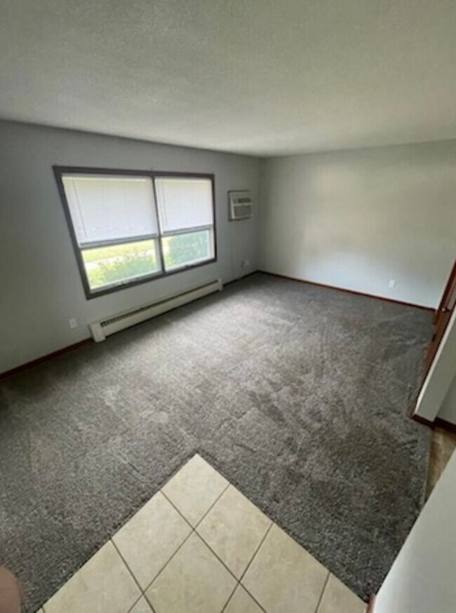Foto del edificio - 619 14th St SE
