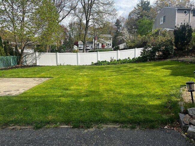 Foto del edificio - 60 Cranston Ave
