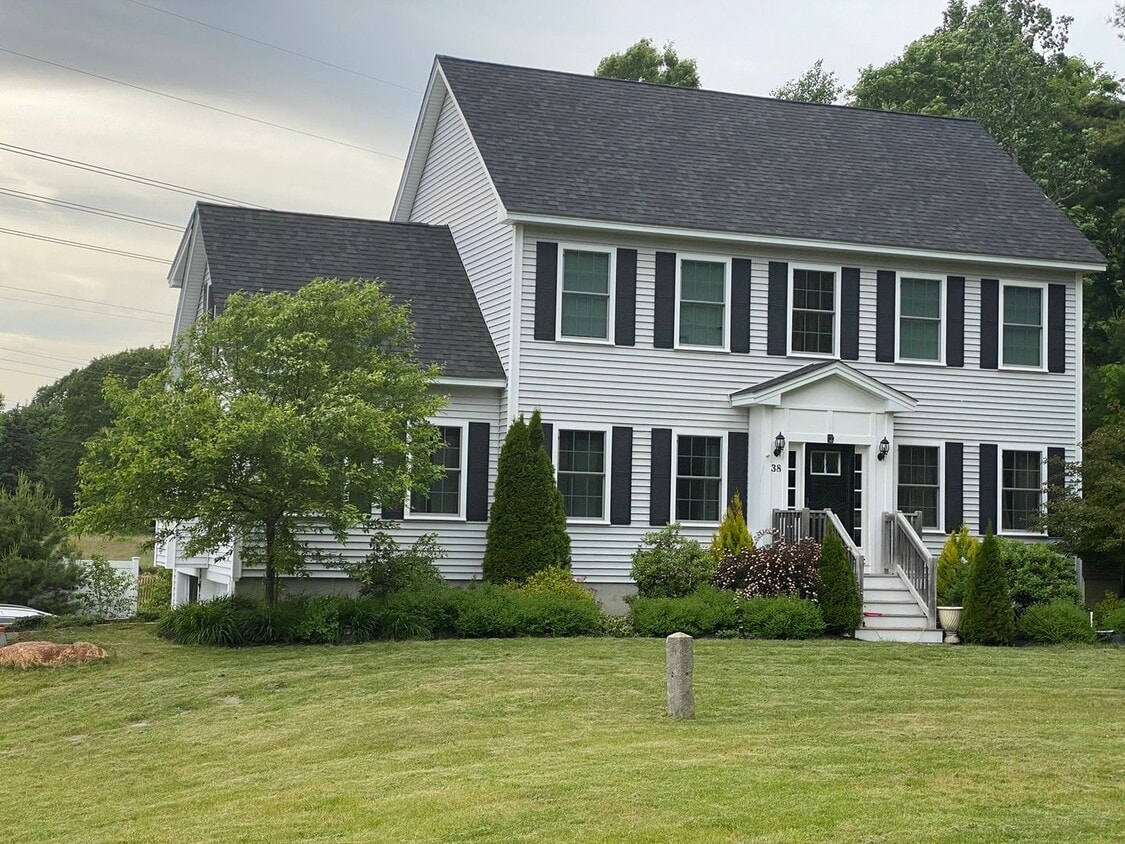 Foto principal - Spacious Four-Bedroom House in the Heart o...