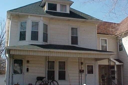 Primary Photo - 911 S 5th St