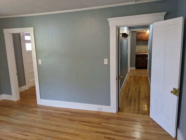 Building Photo - 25 Union St