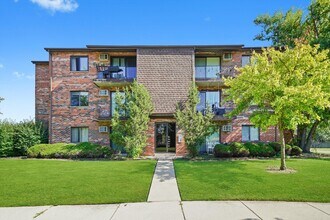 Building Photo - 7305 Tiffany Dr