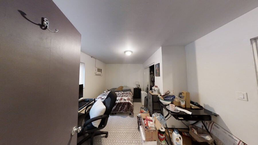 Building Photo - 1548 Jones-1548-3
