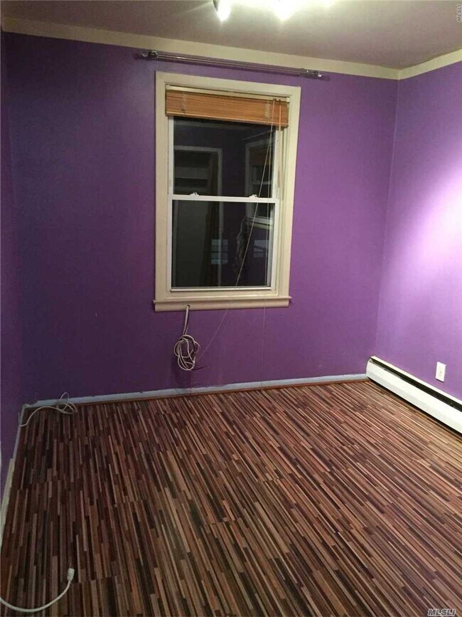 Foto del edificio - 52-17-5270 70th St