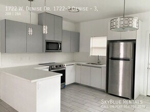 Building Photo - 1722 W Denise Dr