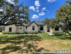 Building Photo - 399 Bauer Ln