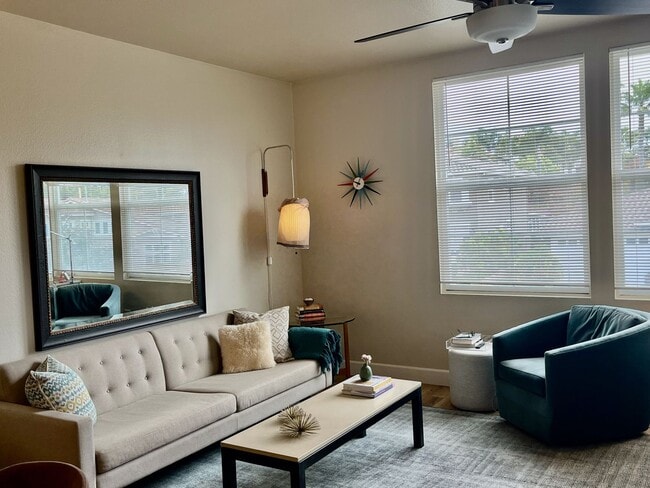 Building Photo - Unfurnished 1 Bedroom with AC and Private ...