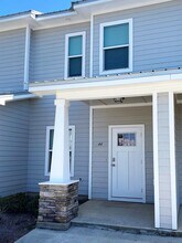 Building Photo - 44 N Sand Palm Rd