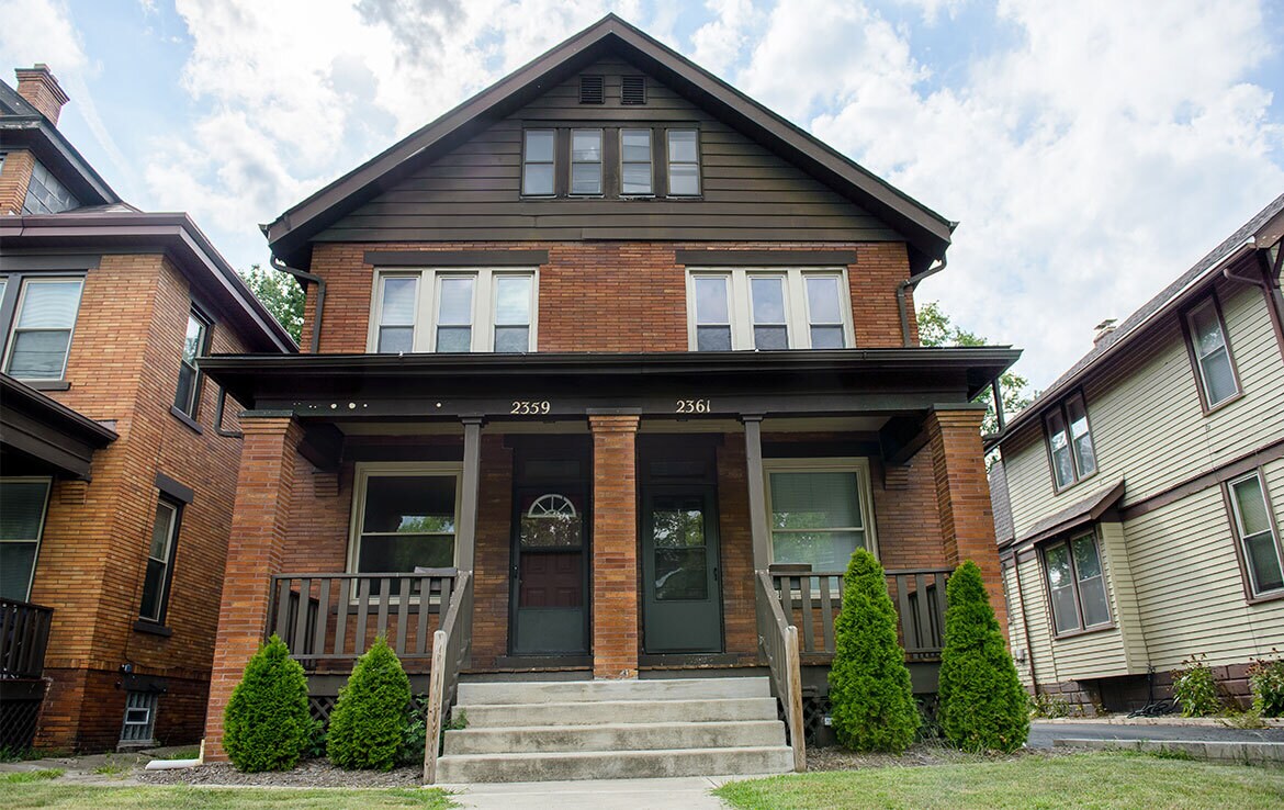 2361 Summit St, Columbus, OH 43202 Townhouse for Rent in Columbus, OH