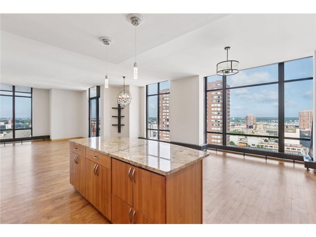 Primary Photo - 201 S 11th St