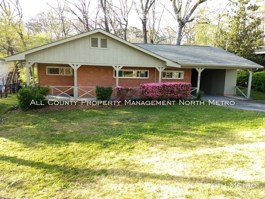 Primary Photo - Nicely Renovated 3BR/2BA home in Marietta