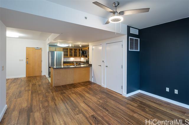 Foto del edificio - 600 Queen St