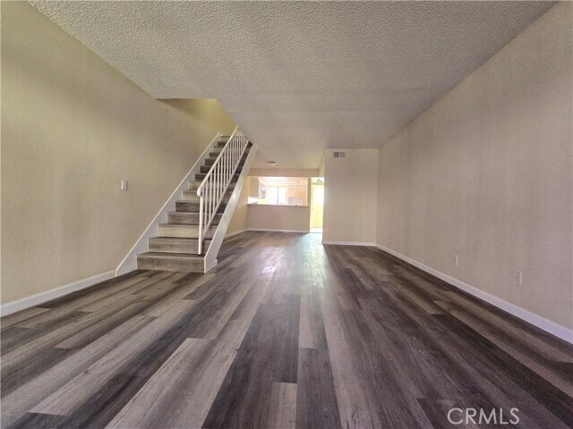 Building Photo - 13721 Los Angeles St