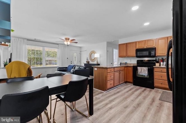 Photo - 4402 Wyres St Townhome