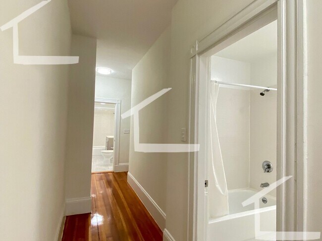 Building Photo - HOT ALLSTON LISTING!!!!