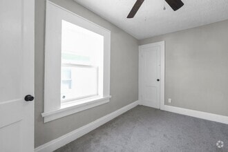 Building Photo - 361 S Harris Ave