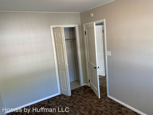 Building Photo - 2 br, 1 bath House - 2422 Negley Pl