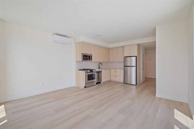 Foto del edificio - 15310 88th Ave