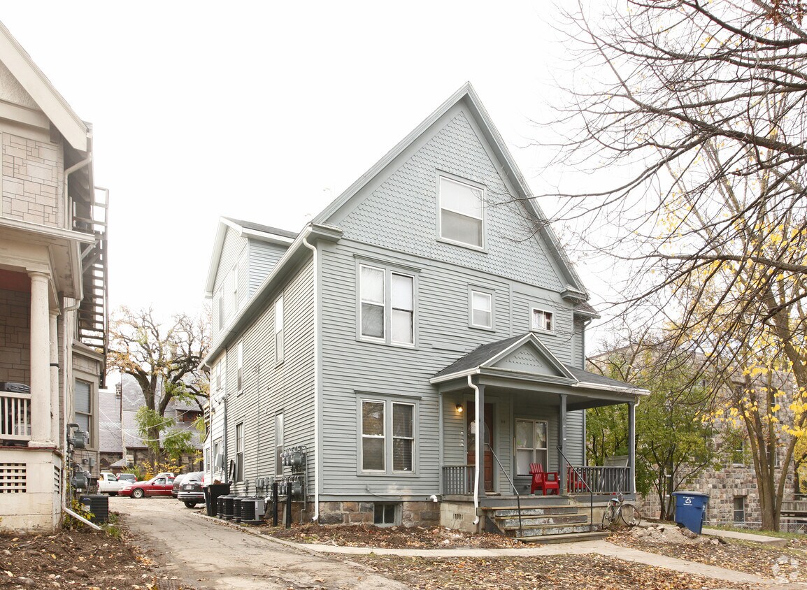 Foto del edificio - 414 Lawrence St