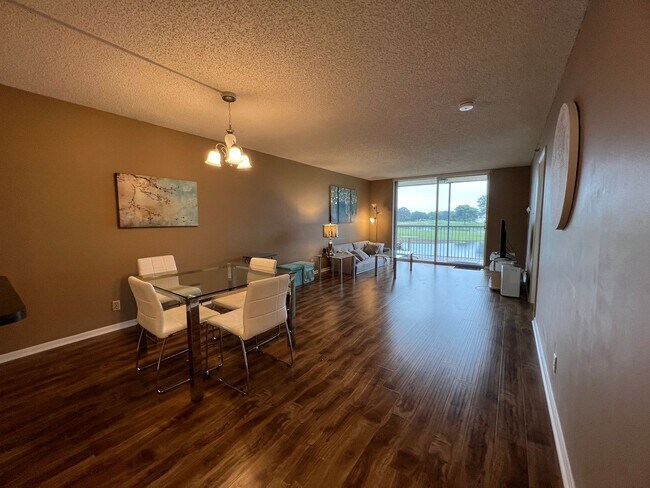 Beautiful 2/2 Waterview in Davie/Nova - Beautiful 2/2 Waterview in Davie/Nova Apartment