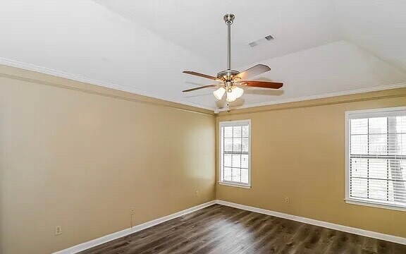Foto del edificio - 7644 Valley Glen Dr