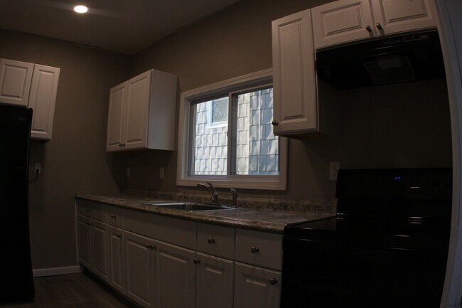 Foto del edificio - 62 Amherst St