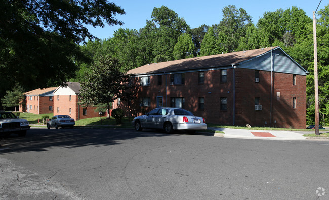 Foto del edificio - Lincoln Apartments